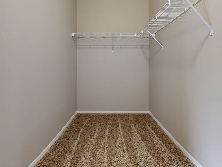Timber Cove Apartments — Photo 10