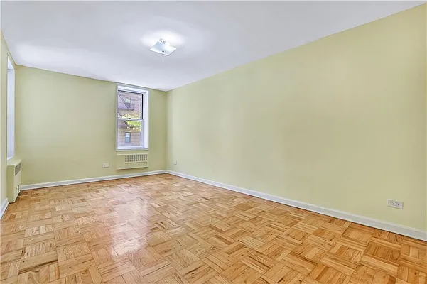 Sold by Remax Edge | media 26