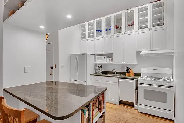 Sold by Brown Harris Stevens | media 6