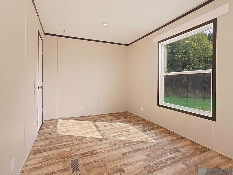 14401 Courtney Rd #39 — Photo 16