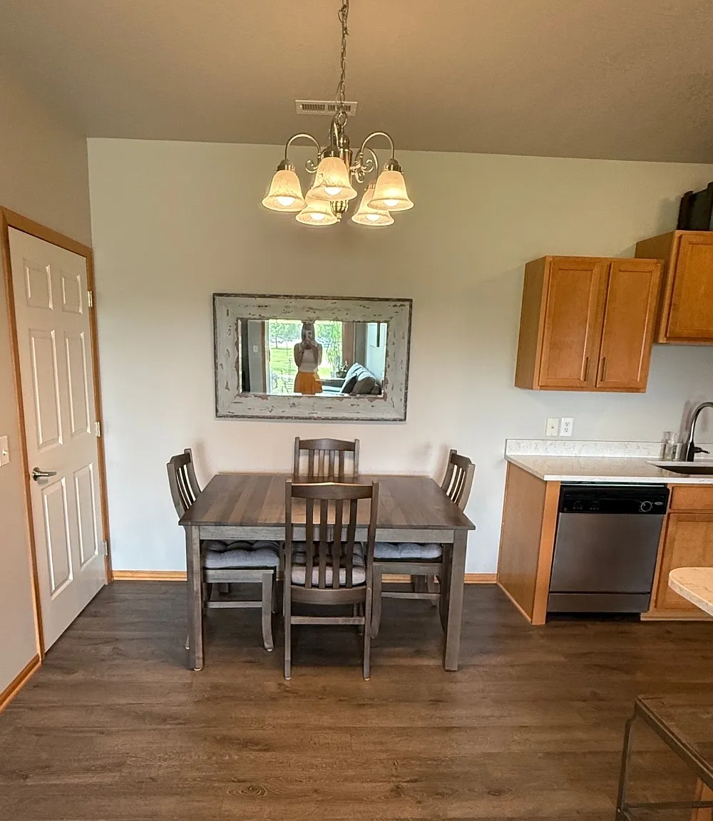 3 bed, 1214 sqft, $1,700 — Photo 3