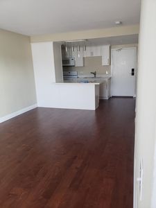 225 W 6th St APT 413, Long Beach, CA, 90802