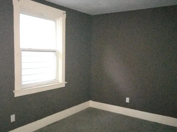 76 Estella Ave Floor 2, Pittsburgh, PA 15211