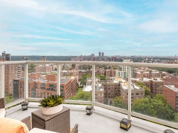 3333 Henry Hudson Parkway image 1 of 11