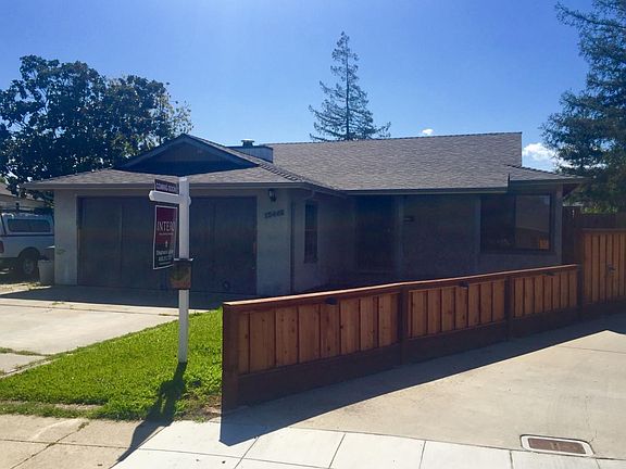 2nd image of 15446 Chelsea Dr