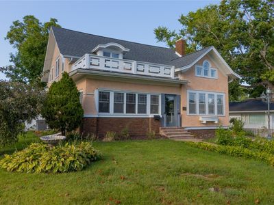 1540 8th Ave, Marion, IA, 52302