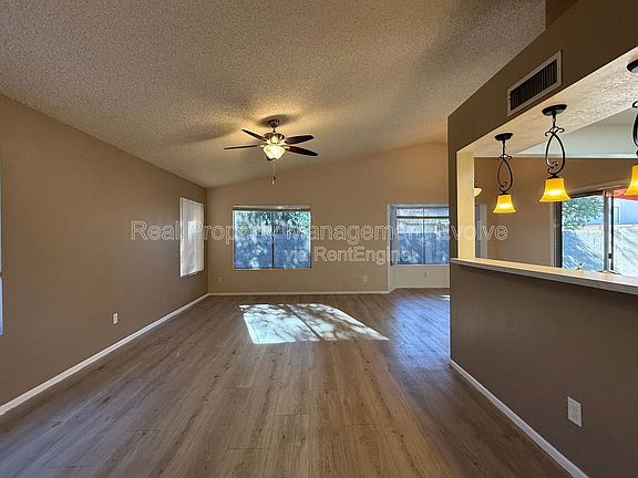 3rd image of 8771 W Grovers Ave