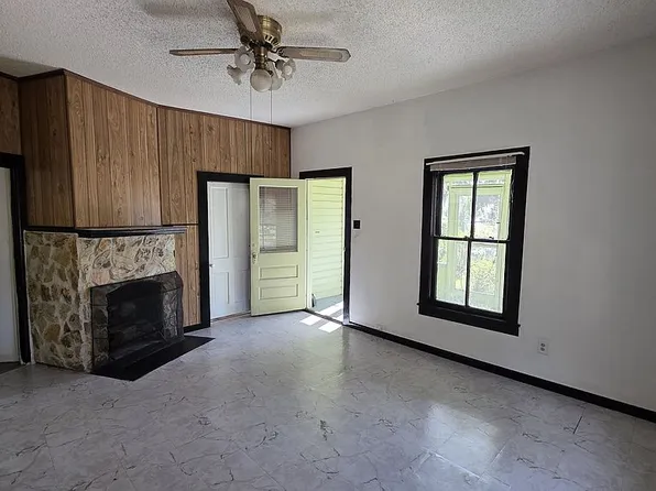 310 E Noble Ave, Bushnell, FL 33513