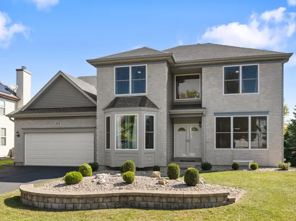 209 Regency Blvd, Sugar Grove, IL 60554