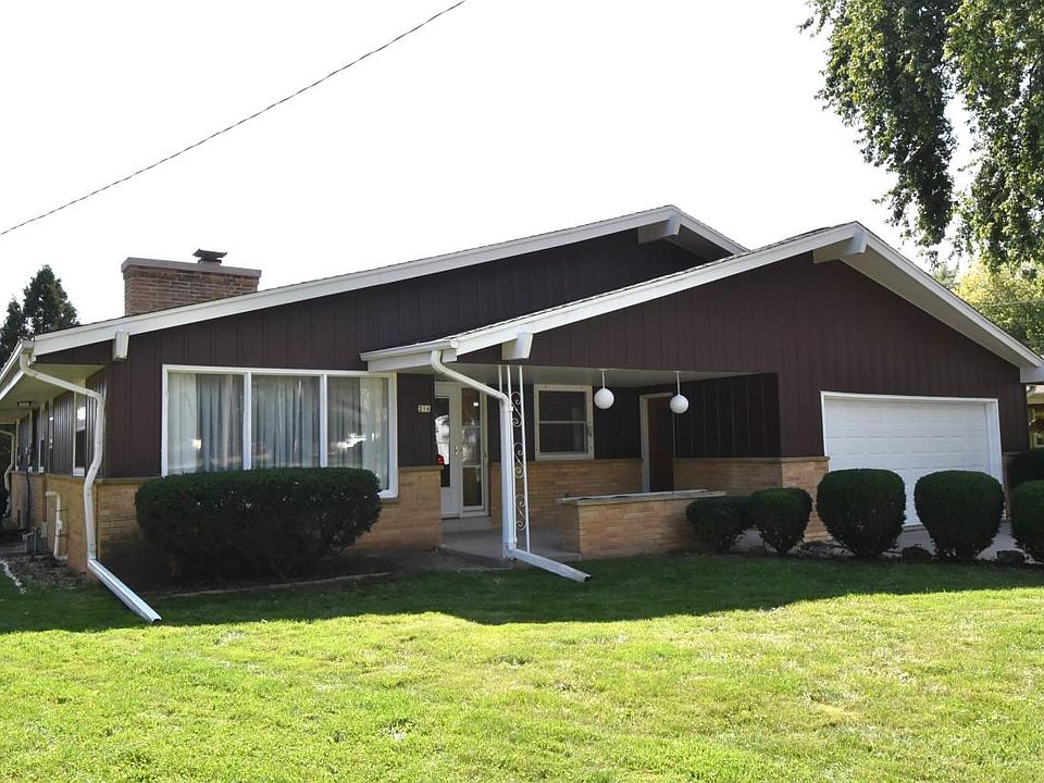 1st image of 216 Cypress COURT