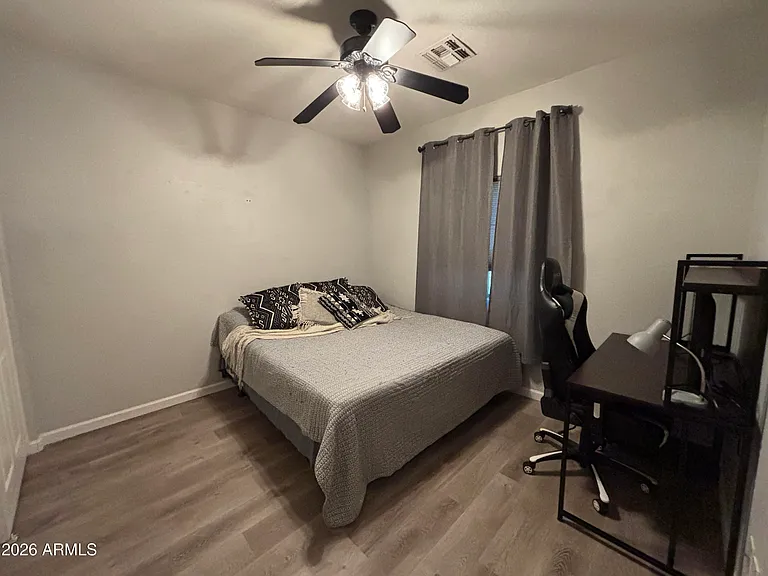 948 E Savannah Dr — Photo 20