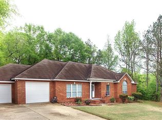 301 Hunting Ridge Rd, Prattville, AL 36067
