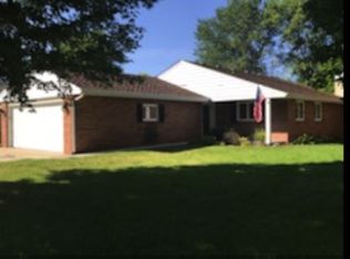 4818 River Bluff Ct, Loves Park, IL