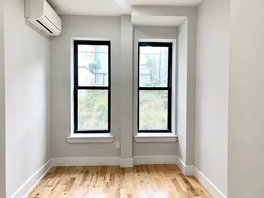 Rented by Green Leaf Management, LLC | media 10