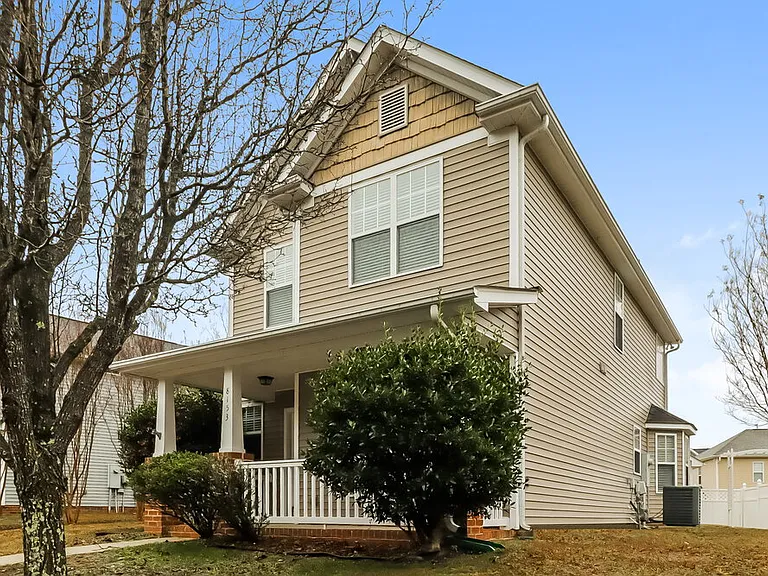8153 Rolling Meadows Ln — Photo 5