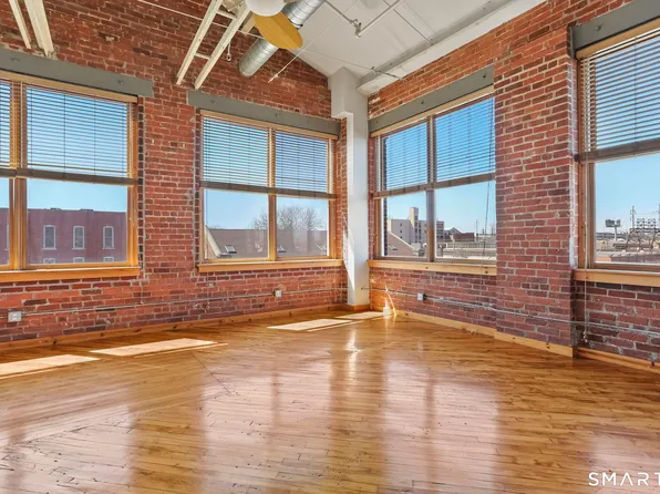 325 Lafayette Street #8302, Bridgeport, CT 06604