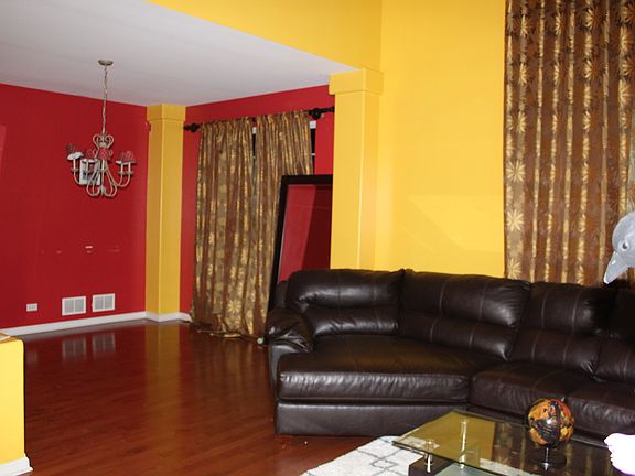 4th image of 390 Heritage Woods Dr