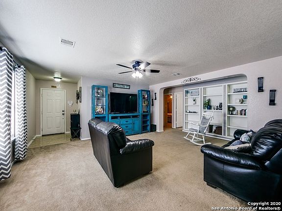 4th image of 6426 Kestrel Ln
