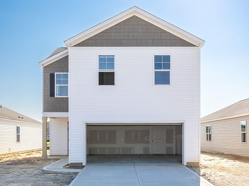 1st image of 675 Ladywood Dr