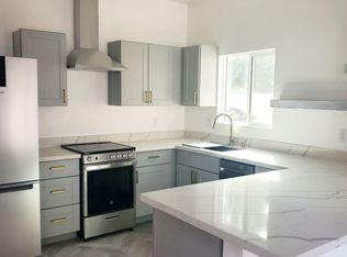 1809 S Torre Molinos Cir, Tempe, AZ 85281