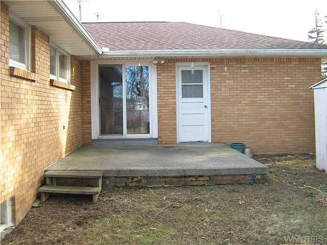 2nd image of 236 Willet Rd