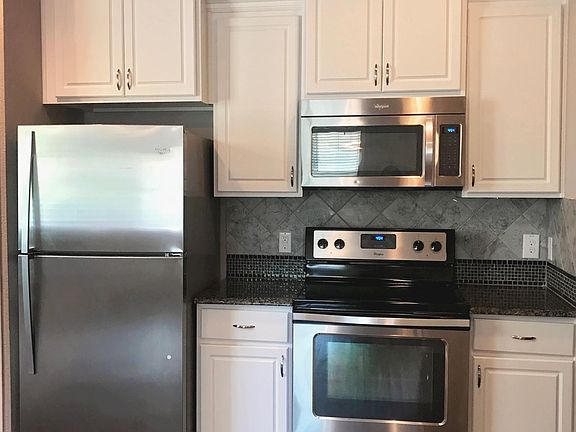 4th image of 2813 Forest Park Blvd