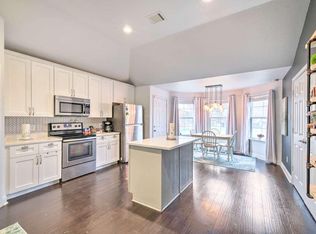 608 Hartsdale Dr, Dallas, TX 75211