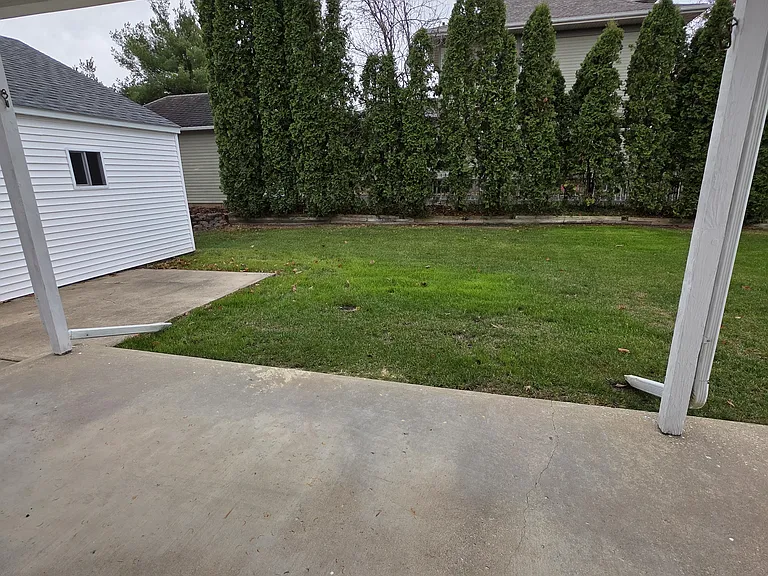 410 W Main St — Photo 7