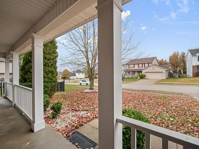 10945 Symington Cir — Photo 2