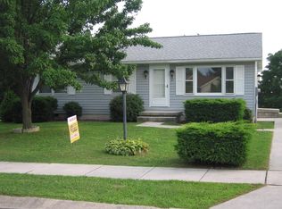 27 Elk Dr, Hanover, PA 17331
