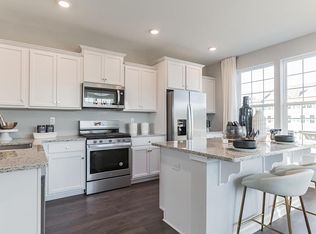 19 Cardinal Way, Mount Laurel, NJ 08054