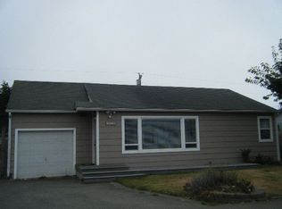 1215 Hub St, Brookings, OR 97415