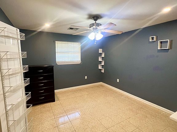 5th image of 11250 Woodvine Ln