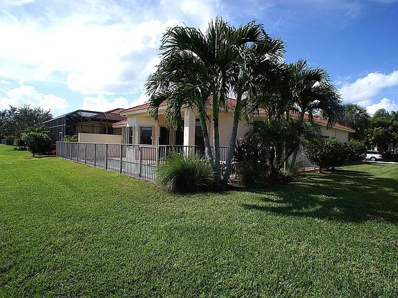 Huge Side Easement