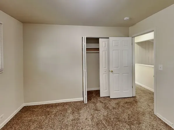 409 N Addison Rd, Villa Park, IL 60181