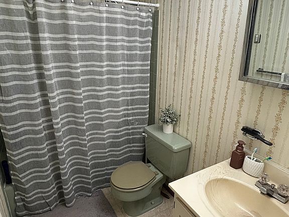 4th image of 10625 Provincial Dr APT C