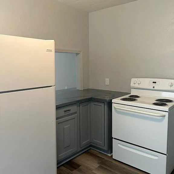 2104 NW Denver Ave — Photo 6