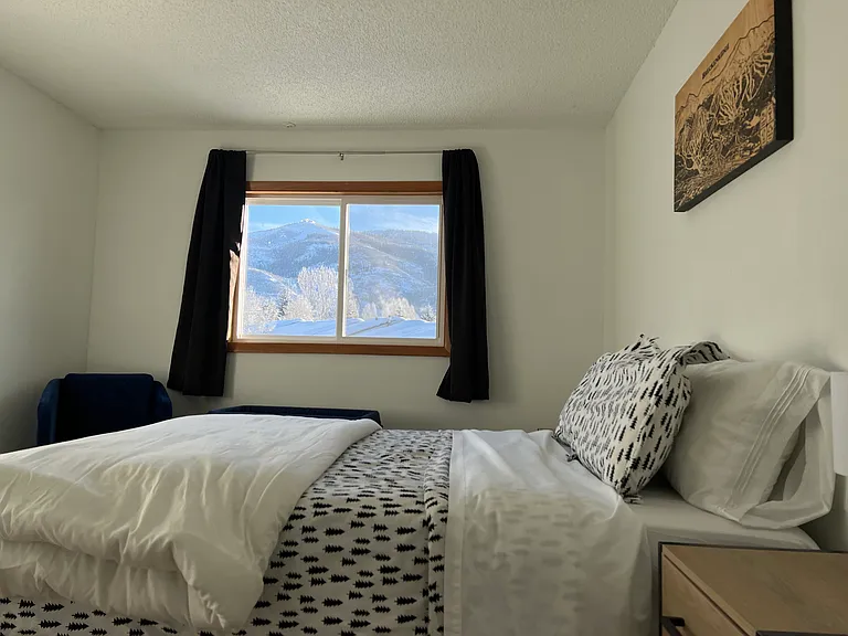 18 Cedar Ct — Photo 4
