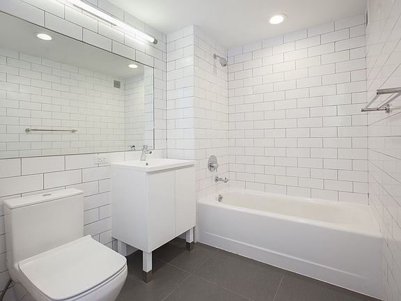 4th image of 331 E Houston St APT 7A