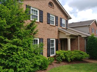 121 Boxwood Dr, Franklin, TN 37069