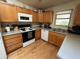 1652 Washington St, Verona, WI 53593