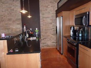 210 N 2nd St APT 404, Minneapolis, MN 55401