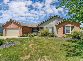 140 Union Ridge Dr, Englewood, OH