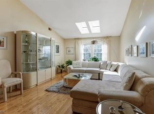 26 Alexandria Way, Basking Ridge, NJ 07920