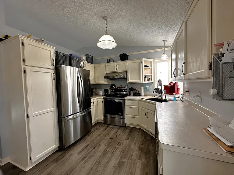 656 Joes Lake Rd SE — Photo 3