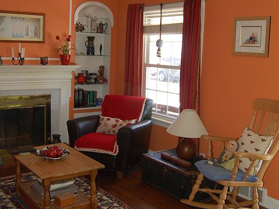 4th image of 149 Girard Pl