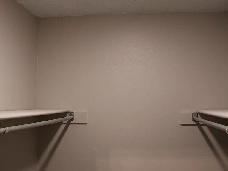 Master Bedroom - Walk-in Closet