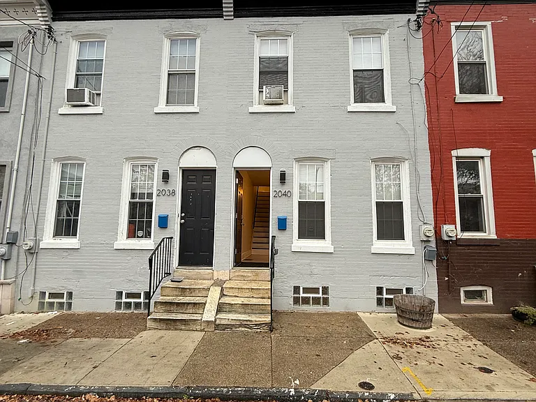 2040 N Darien St — Photo 4