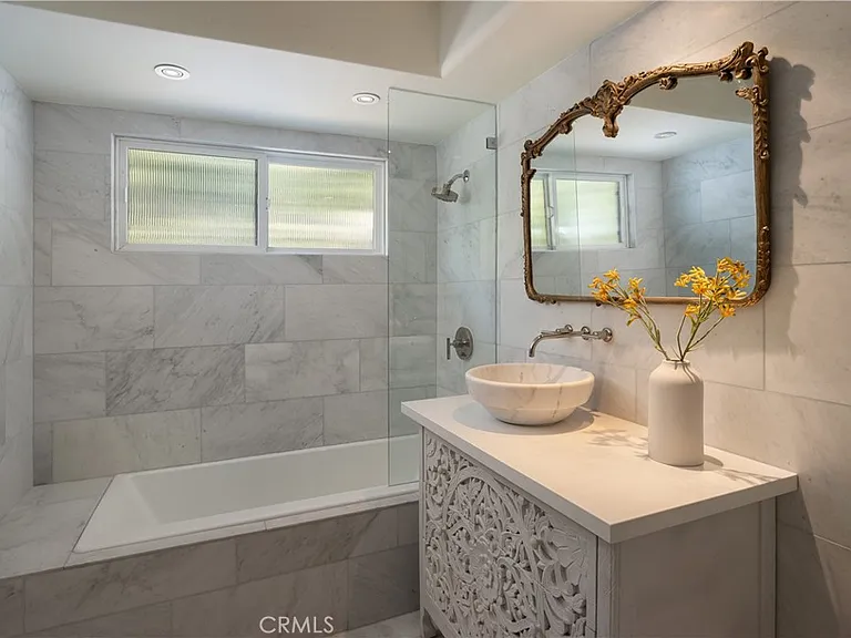 575 Center St — Photo 19
