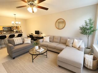 3307 Wyndham Cir APT 1168, Alexandria, VA 22302
